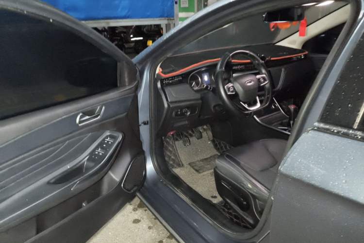 Used Chery Arrizo GX 2019 Pro 1.5T Manual Sporty Edition China VI Standard Driver Seat