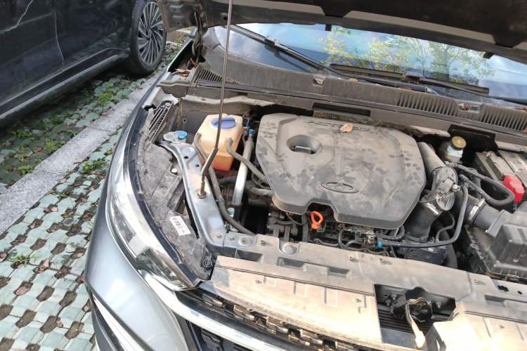Used Chery Arrizo GX 2019 Pro 1.5T CVT Model Color Version China VI Standard Engine Bay Right