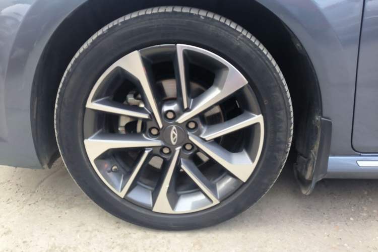 Used Chery Arrizo GX 2019 1.5T CVT New Color Version China VI Standard Exterior 5