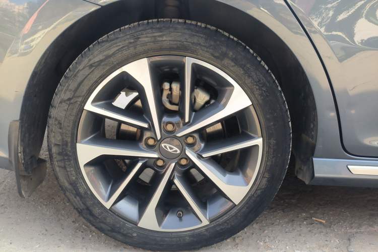 Used Chery Arrizo GX 2019 1.5T CVT New Color Version China VI Standard Exterior 7