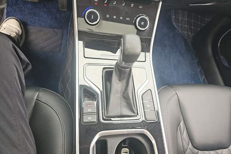 Used Chery Arrizo GX 2019 Pro 1.5T CVT Model Color Version China VI Standard Gear Lever