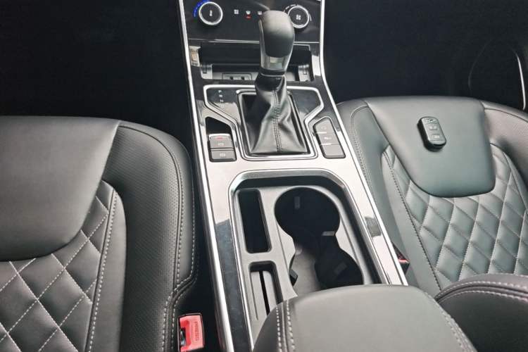 Used Chery Arrizo GX 2019 Pro 1.5T CVT Model Color Version China VI Standard Gear Lever