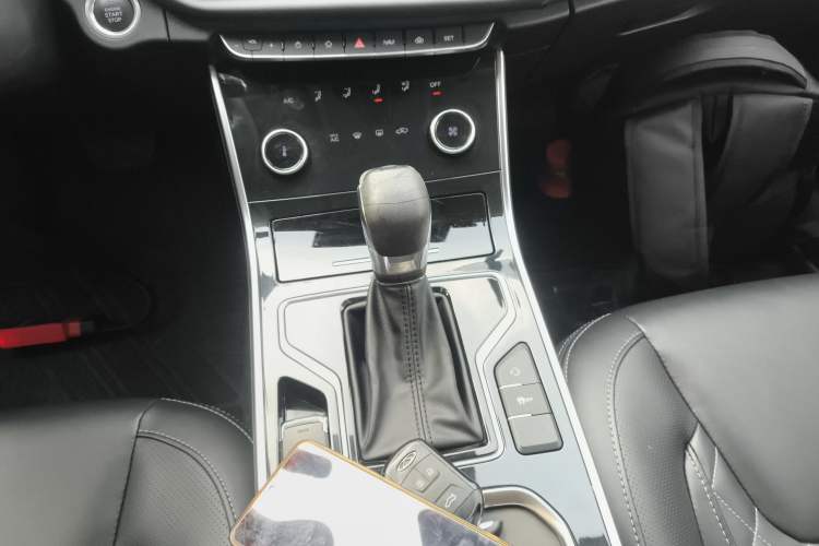 Used Chery Arrizo GX 2019 Pro 1.5T CVT Model Color Version China VI Standard Gear Lever