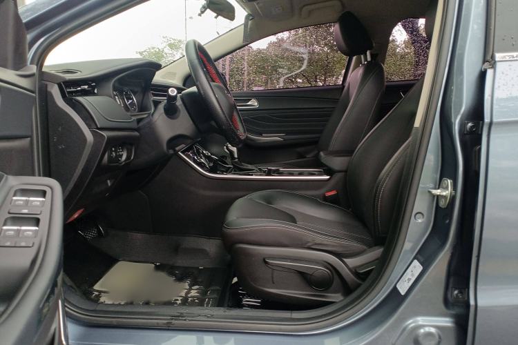 Used Chery Arrizo GX 2019 Pro 1.5T CVT Dynamic Color Edition China VI Standard Interior 3