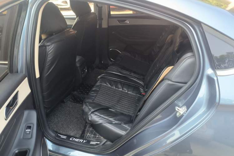 Used Chery Arrizo GX 2019 1.5T CVT New Color Version China VI Standard Interior 5