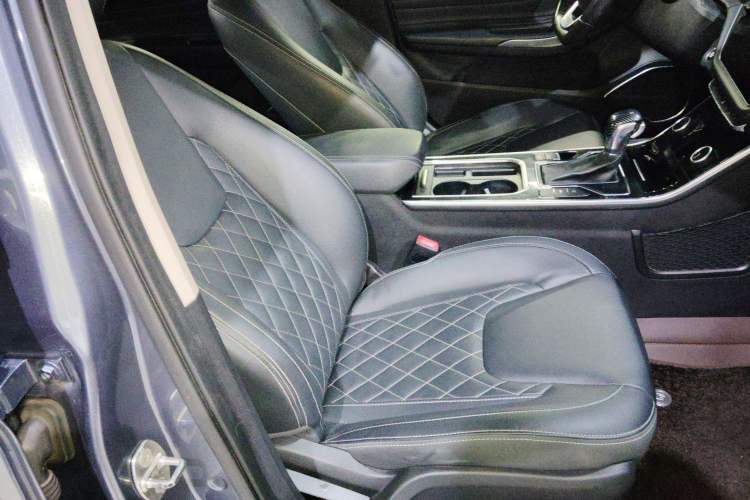 Used Chery Arrizo GX 2019 Pro 1.5T CVT Model Color Version China VI Standard Right Front Seat