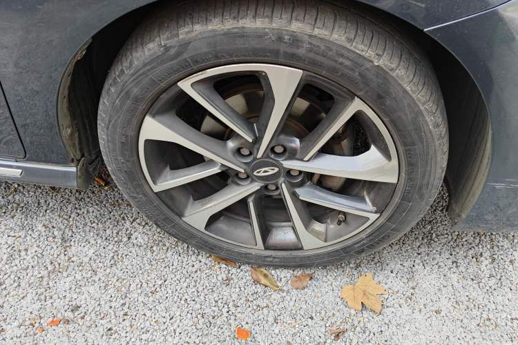 Used Chery Arrizo GX 2019 Pro 1.5T CVT Model Color Version China VI Standard Right Front Wheel Hub