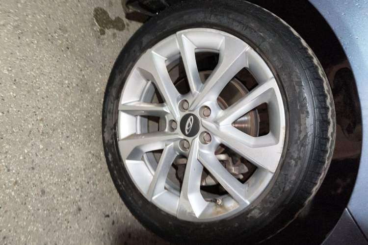 Used Chery Arrizo GX 2019 Pro 1.5T Manual Sporty Edition China VI Standard Right Front Wheel Hub