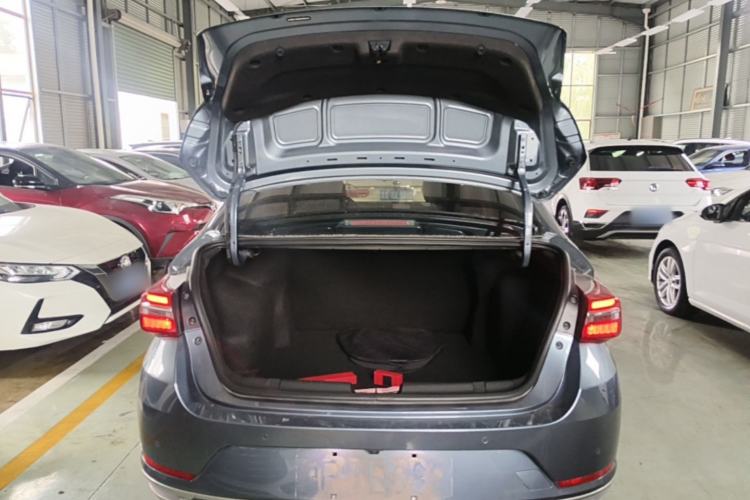 Used Chery Arrizo GX 2019 1.5T CVT New Color Version China V Standard Trunk