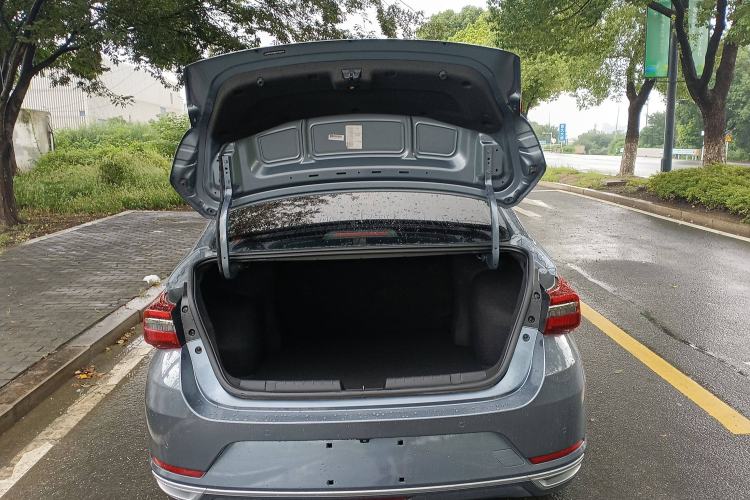 Used Chery Arrizo GX 2019 Pro 1.5T CVT Dynamic Color Edition China VI Standard Trunk