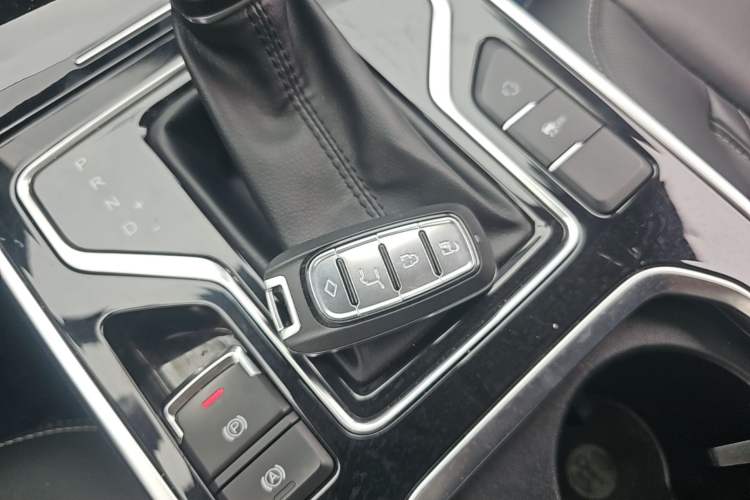 Used Chery Arrizo GX 2019 Pro 1.5T CVT Model Color Version China VI Standard Vehicle Key