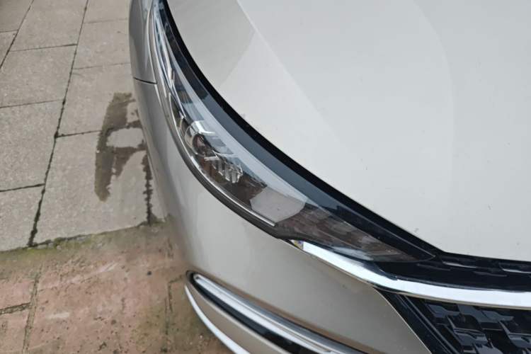 Used Chery Arrizo GX 2019 1.5T CVT New Color Version China VI Standard Right Front Headlight