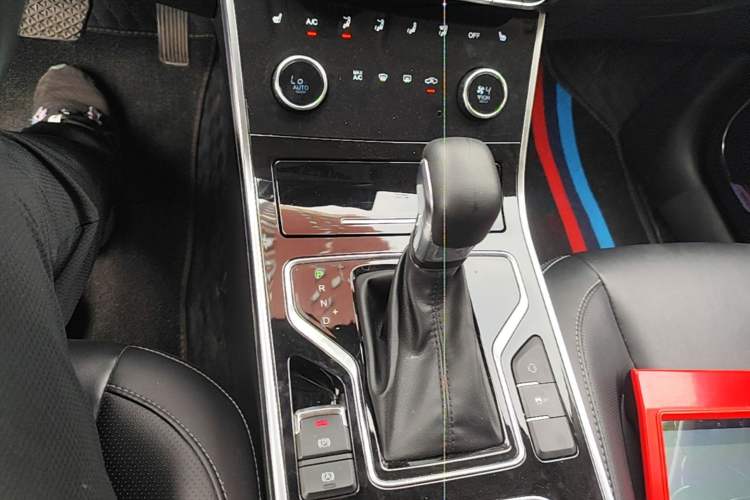 Used Chery Arrizo GX 2019 1.5T CVT New Rui Color Version China VI Standard Gear Lever