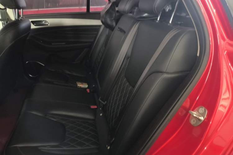 Used Chery Arrizo GX 2019 1.5T CVT New Rui Color Version China V Standard Left Rear Seat
