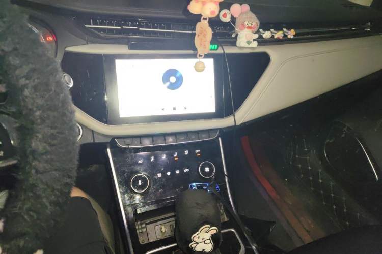 Used Chery Arrizo GX 2019 1.5T CVT New Color Version China VI Standard Audio And AC Panel