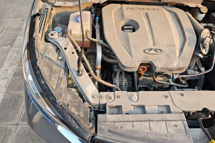 Used Chery Arrizo GX 2019 Pro 1.5T CVT Model Color Version China VI Standard Engine Bay Right