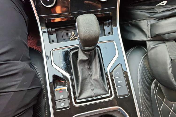 Used Chery Arrizo GX 2019 Pro 1.5T CVT Model Color Version China VI Standard Gear Lever