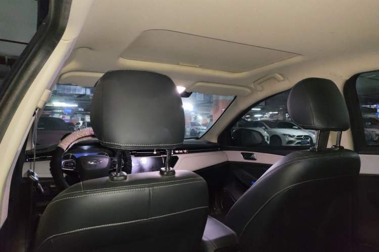 Used Chery Arrizo GX 2019 1.5T CVT New Color Version China VI Standard Headliner