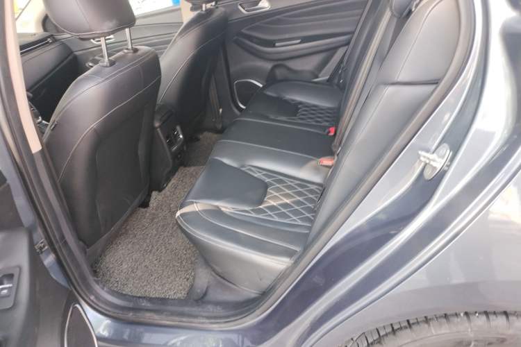Used Chery Arrizo GX 2019 Pro 1.5T CVT Model Color Version China VI Standard Left Rear Seat