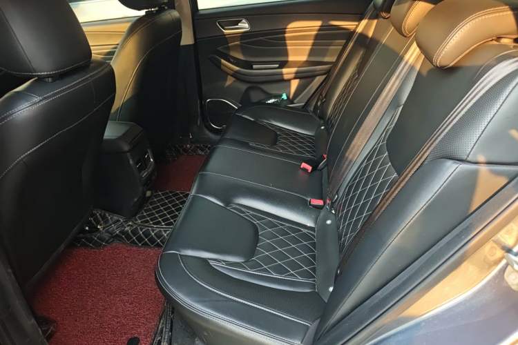 Used Chery Arrizo GX 2019 Pro 1.5T CVT Model Color Version China VI Standard Left Rear Seat