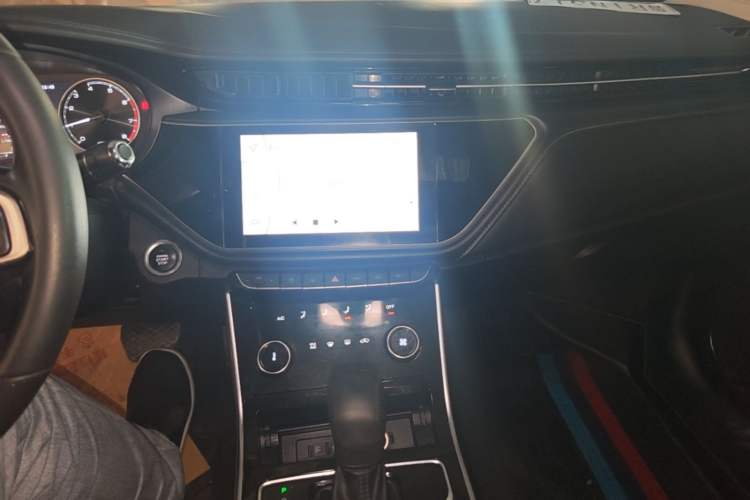 Used Chery Arrizo GX 2019 1.5T CVT New Color Version China VI Standard Audio And AC Panel