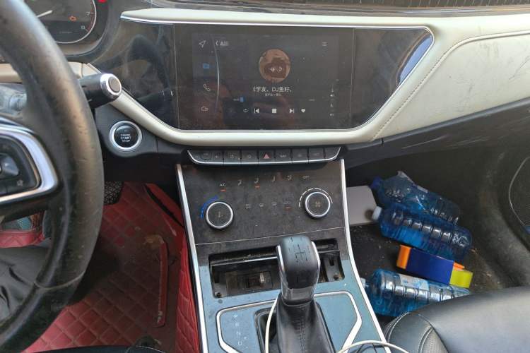 Used Chery Arrizo GX 2019 Pro 1.5T CVT Model Color Version China VI Standard Audio And AC Panel