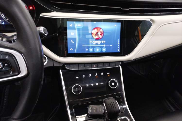 Used Chery Arrizo GX 2019 1.5T CVT New Color Version China VI Standard Audio And AC Panel