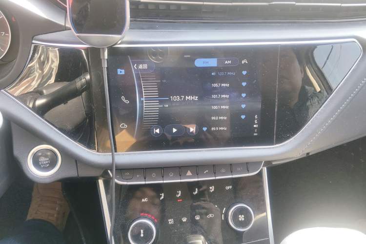Used Chery Arrizo GX 2019 Pro 1.5T CVT Dynamic Color Edition China VI Standard Audio And AC Panel