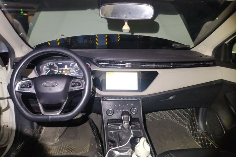 Used Chery Arrizo GX 2019 1.5T CVT New Color Version China VI Standard Center Console