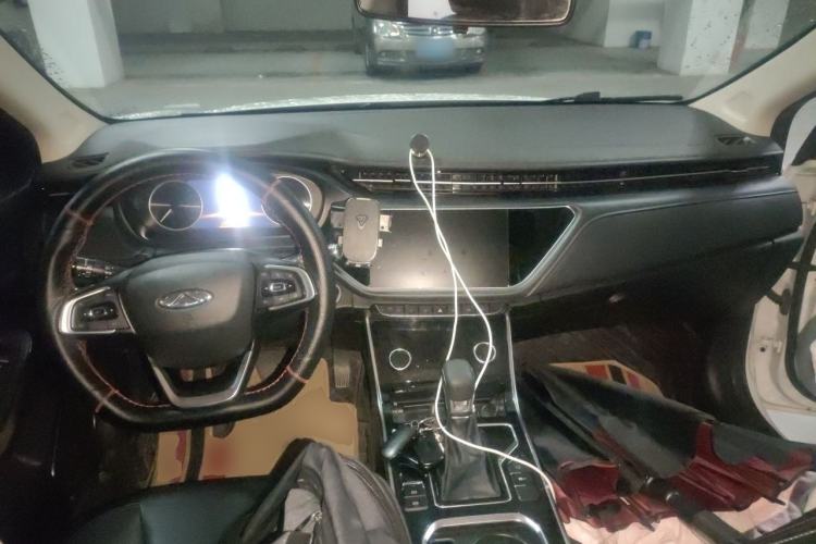 Used Chery Arrizo GX 2019 Pro 1.5T CVT Model Color Version China VI Standard Center Console