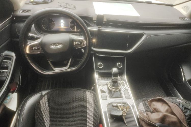 Used Chery Arrizo GX 2019 Pro 1.5T CVT Model Color Version China VI Standard Center Console