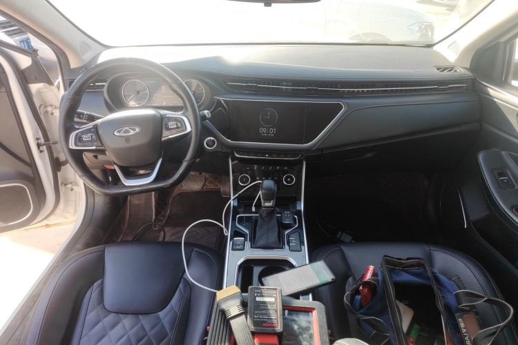 Used Chery Arrizo GX 2019 Pro 1.5T CVT Model Color Version China VI Standard Center Console