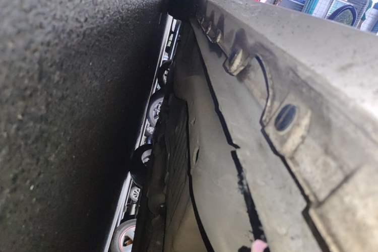 Used Chery Arrizo GX 2019 Pro 1.5T CVT Model Color Version China VI Standard Chassis Rear Left