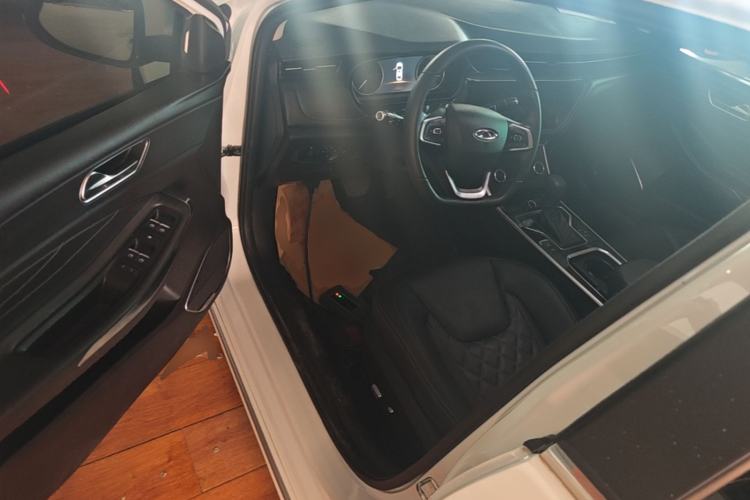 Used Chery Arrizo GX 2019 1.5T CVT New Color Version China VI Standard Driver Seat