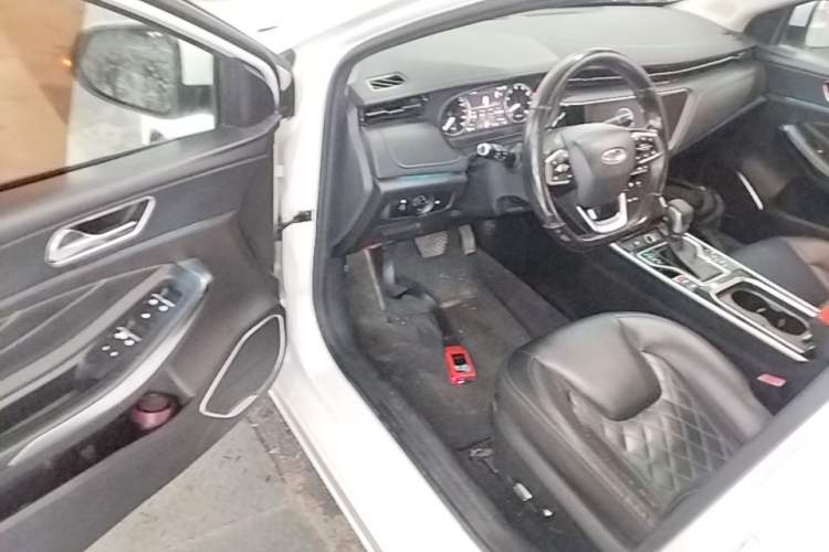 Used Chery Arrizo GX 2019 Pro 1.5T CVT Model Color Version China VI Standard Driver Seat