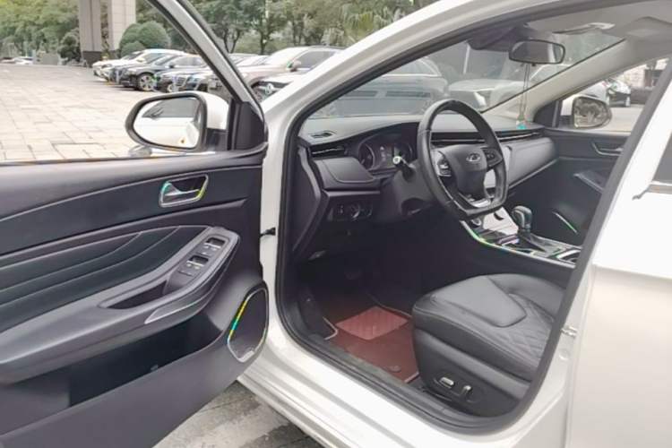 Used Chery Arrizo GX 2019 Pro 1.5T CVT Model Color Version China VI Standard Driver Seat