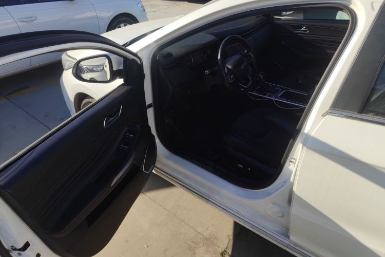 Used Chery Arrizo GX 2019 Pro 1.5T CVT Model Color Version China VI Standard Driver Seat
