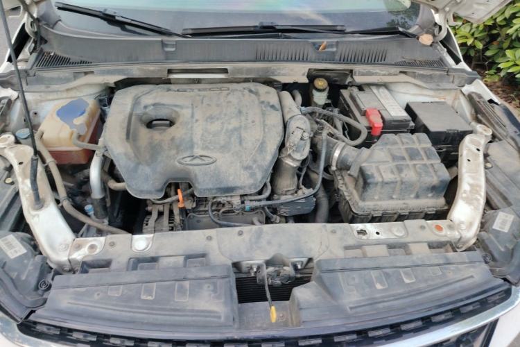 Used Chery Arrizo GX 2019 Pro 1.5T CVT Model Color Version China VI Standard Engine Bay