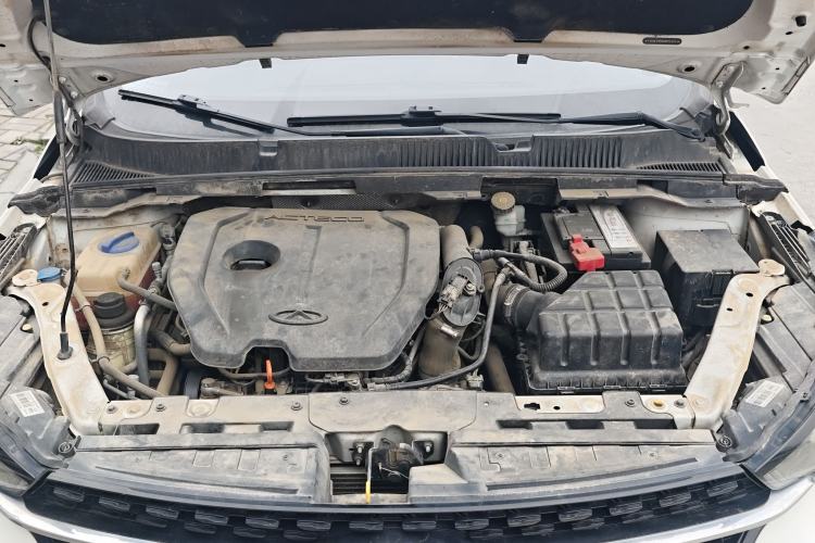 Used Chery Arrizo GX 2019 1.5T Manual New Color Version China VI Standard Engine Bay