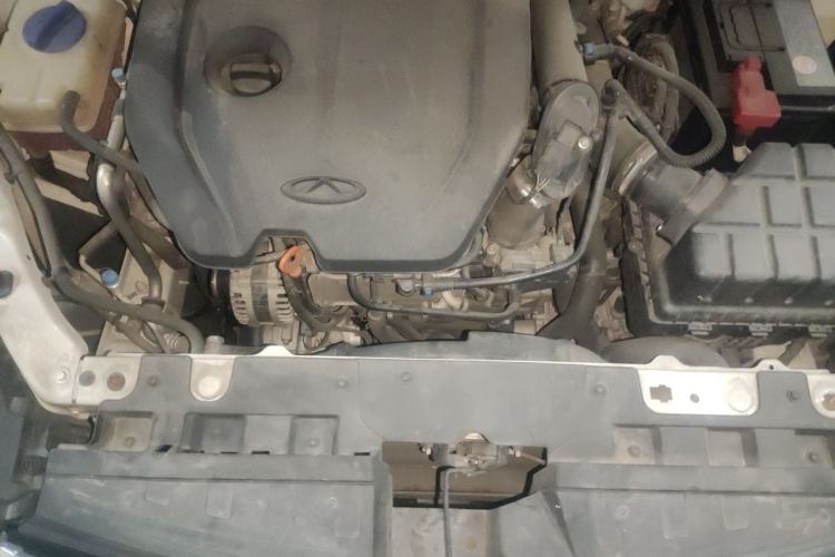Used Chery Arrizo GX 2019 Pro 1.5T CVT Model Color Version China VI Standard Engine Bay