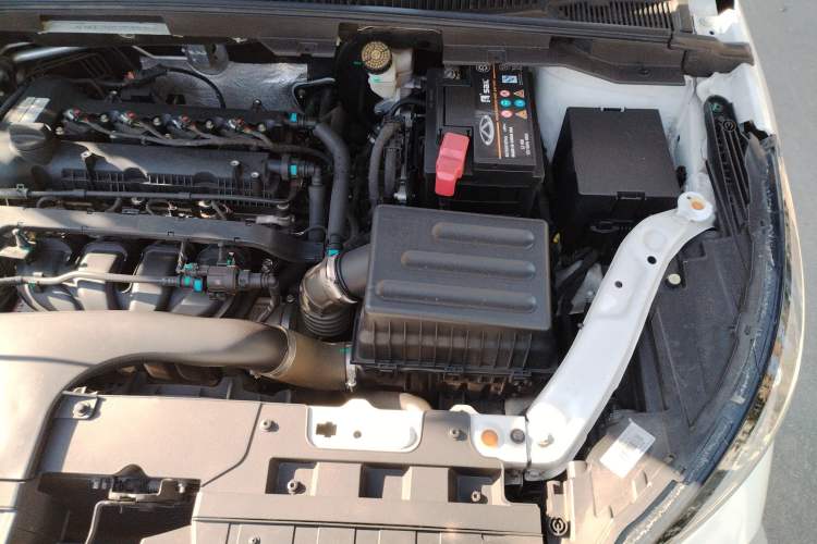 Used Chery Arrizo GX 2019 Champion Edition 1.5L CVT Fashion Model Engine Bay Left