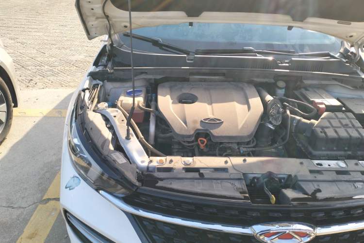 Used Chery Arrizo GX 2019 Pro 1.5T CVT Model Color Version China VI Standard Engine Bay Right