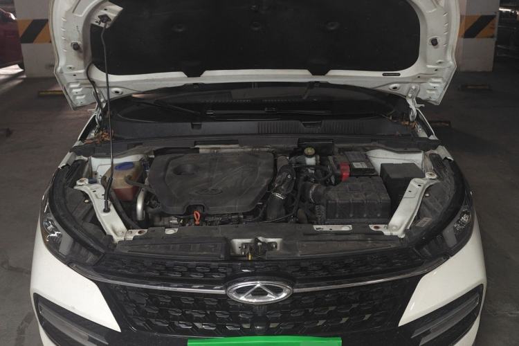 Used Chery Arrizo GX 2019 Pro 1.5T CVT Model Color Version China VI Standard Engine Bay