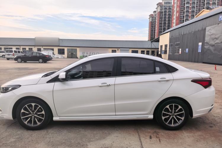 Used Chery Arrizo GX 2019 Champion Edition 1.5L Manual Fashion Model Exterior 4