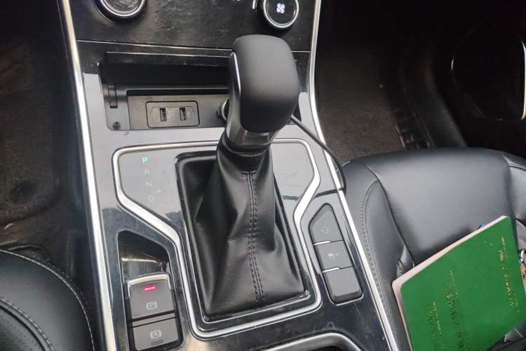 Used Chery Arrizo GX 2019 Pro 1.5T CVT Model Color Version China VI Standard Gear Lever