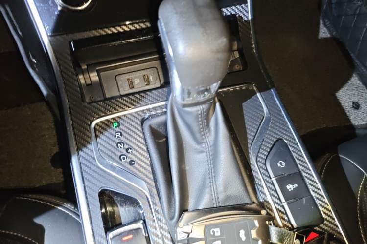 Used Chery Arrizo GX 2019 Pro 1.5T CVT Model Color Version China VI Standard Gear Lever