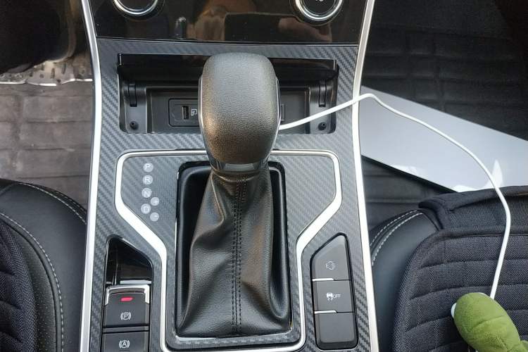 Used Chery Arrizo GX 2019 Pro 1.5T CVT Model Color Version China VI Standard Gear Lever