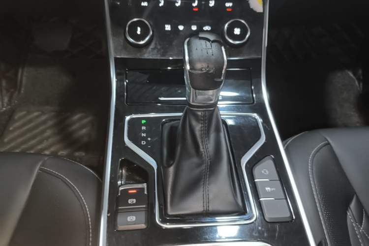 Used Chery Arrizo GX 2019 1.5T CVT New Color Version China V Standard Gear Lever