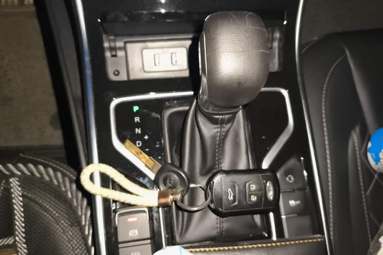 Used Chery Arrizo GX 2019 Pro 1.5T CVT Model Color Version China VI Standard Gear Lever