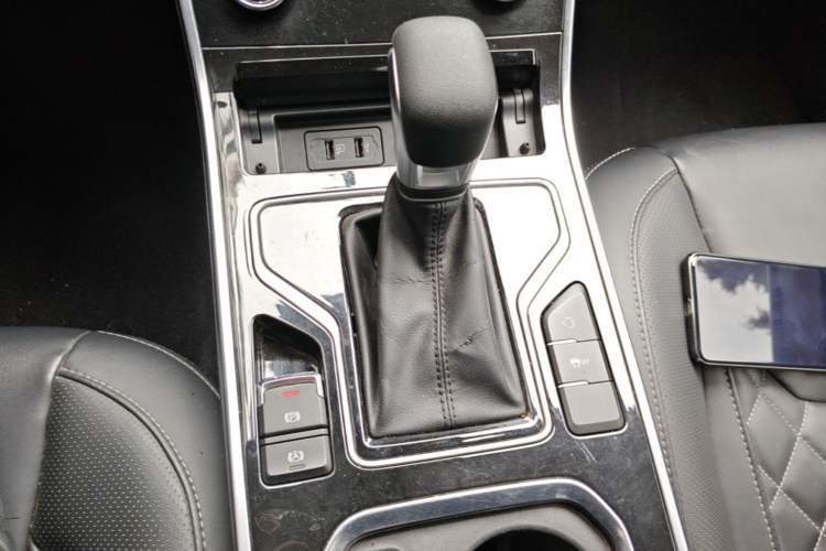 Used Chery Arrizo GX 2019 Champion Edition 1.5L CVT Elite Model Gear Lever